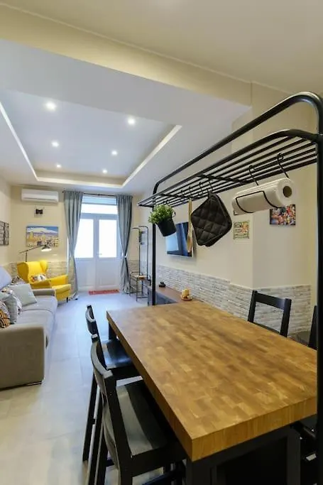 Roomy Catania Apartment