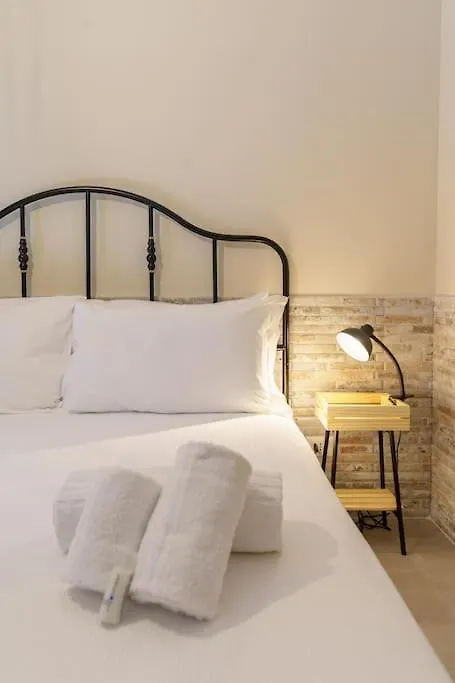 Apartment Roomy Catania Italy