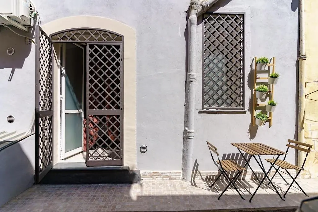 Roomy Catania Apartment